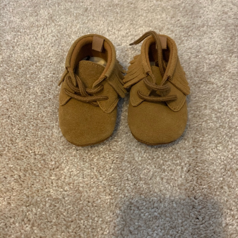 NWOT GAP Moccasins